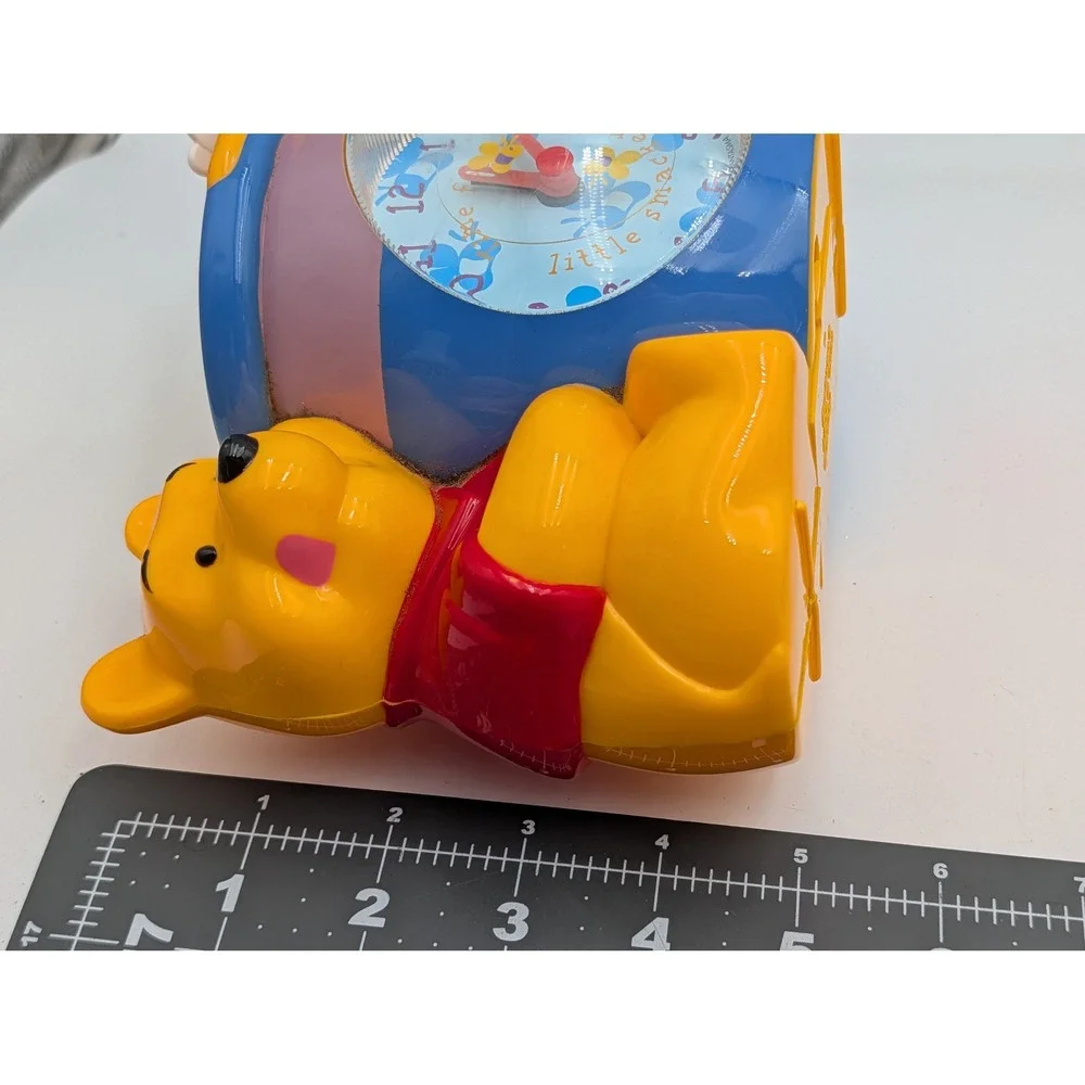 Disney Fantasma Alarm Clock Winnie the Pooh Talking Honey Pot Yellow Blue Bee